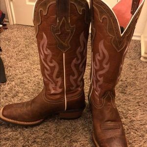 Ariat country boots size 7